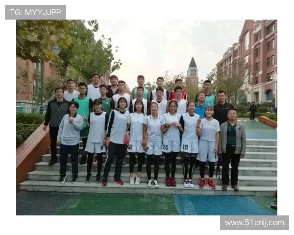 新洲区足球代表队勇夺冠军展现青春风采全力拼搏再创辉煌 新洲区足球代表队勇夺冠军展现青春风采全力拼搏再创辉煌