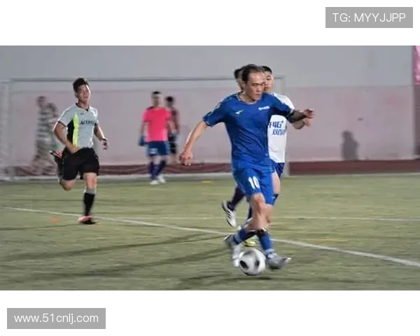 梅州市强民足球俱乐部奋力崛起推动地方体育事业高质量发展