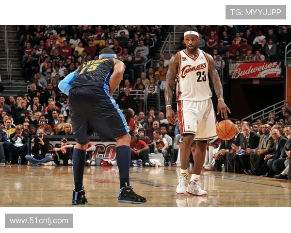 NBA赛季激烈角逐詹姆斯领衔湖人冲击总冠军字母哥携雄鹿誓夺新荣耀 NBA赛季激烈角逐詹姆斯领衔湖人冲击总冠军字母哥携雄鹿誓夺新荣耀