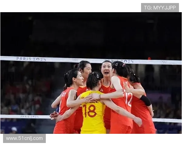 中国女排逆转夺冠再现铁血精神点燃全国球迷激情
