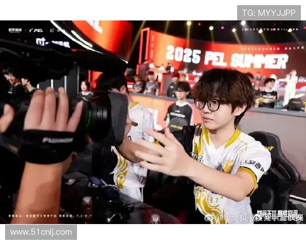 全球总决赛巅峰对决揭幕各大战队鏖战荣耀时刻即将上演